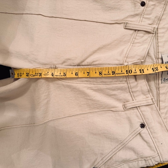 Abercrombie & Fitch Cream Wide Leg Curve Love Jeans, Size 4 (27). - Picture 2 of 9